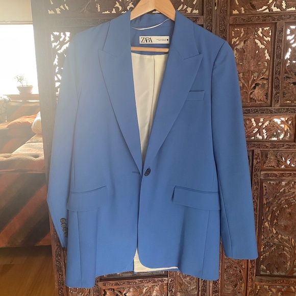 Blazer - Picture 1 of 4